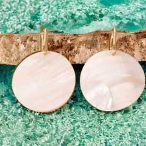 BOSTON PROPER PEARLESCENT SHELL EARRINGS